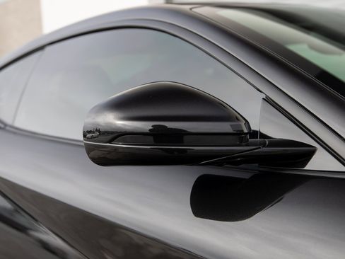 Used 2014 Ferrari F12 Berlinetta image 10