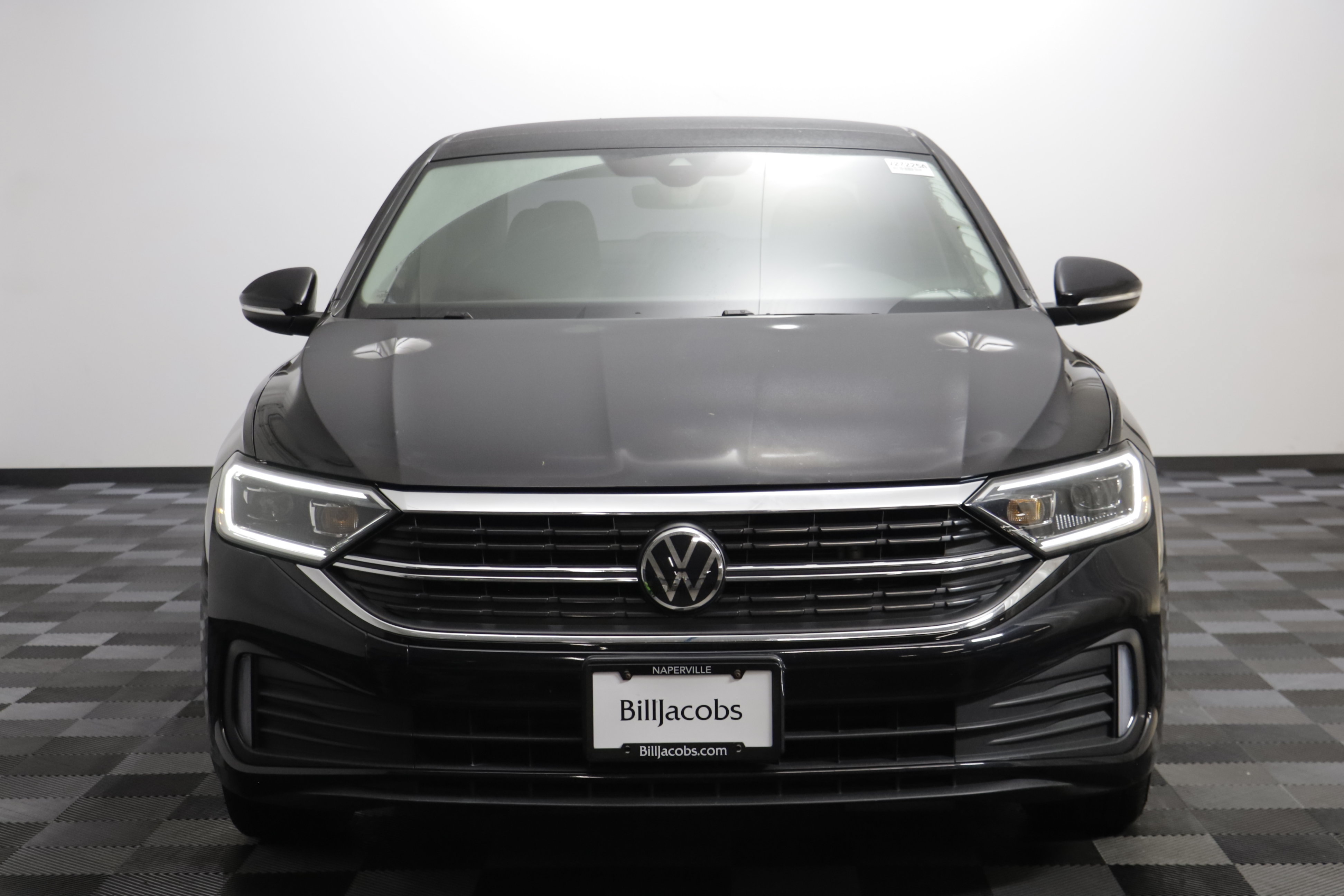 Used 2023 Volkswagen Jetta SEL FWD image 22