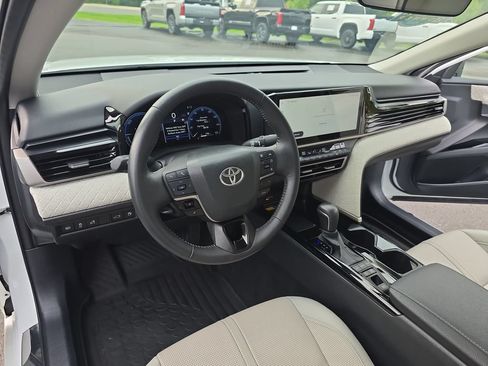 Certified 2025 Toyota Camry XLE AWD/4WD image 18