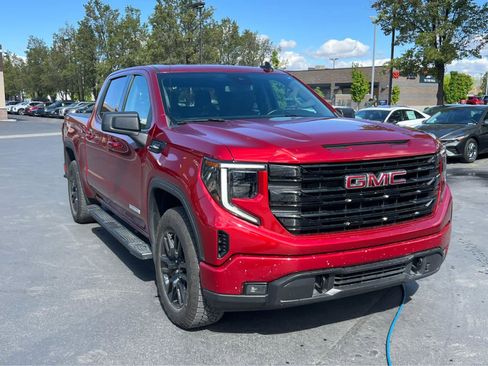 Used 2024 GMC Sierra 1500 Elevation w/ X31 Off-Road Package AWD/4WD image 4