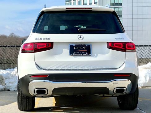 Certified 2022 Mercedes-Benz GLB 250 GLB 250 image 6