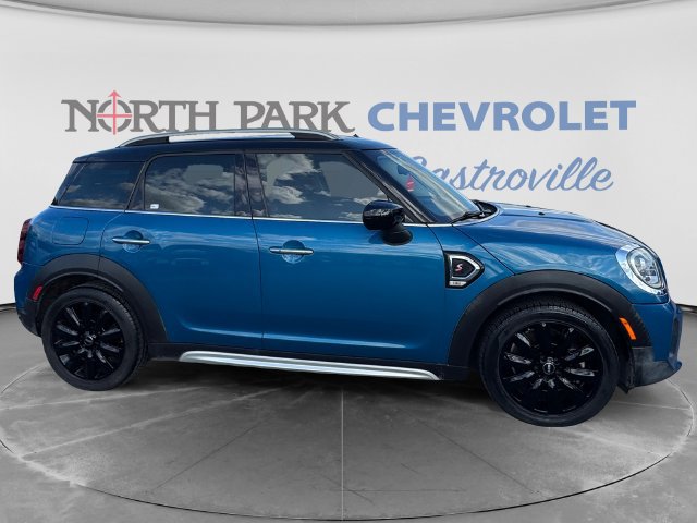 Used 2021 MINI Cooper Countryman S FWD image 2