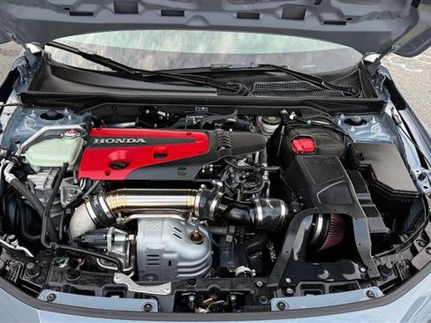 Used 2024 Honda Civic Type R image 6