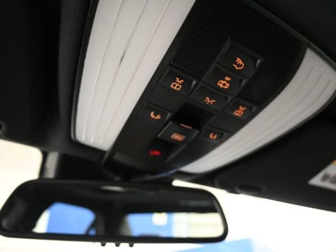 Used 2016 Mercedes-Benz E 350 4MATIC Sedan image 31