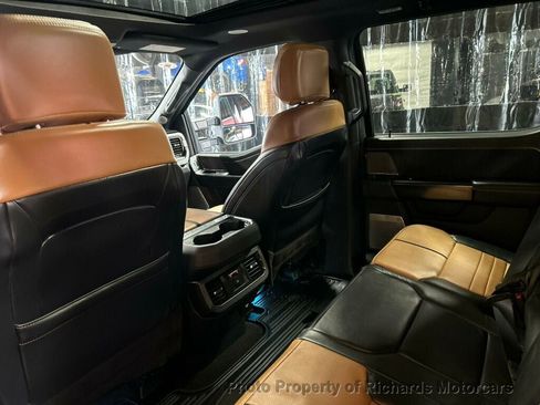 Used 2023 Ford F350 Platinum w/ Tremor Off-Road Package AWD/4WD image 22