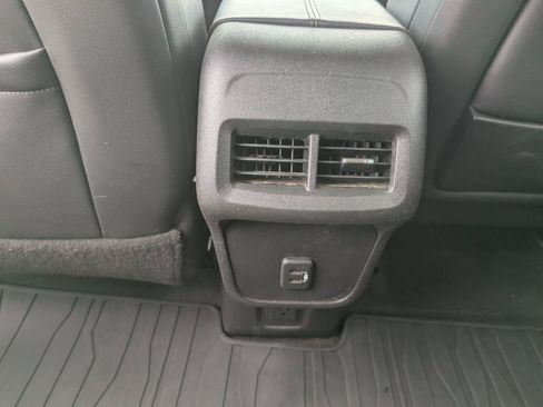 Used 2019 GMC Terrain SLT w/ Preferred Package FWD image 24