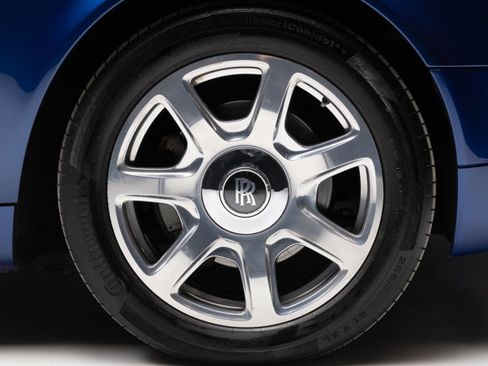 Used 2010 Rolls-Royce Phantom Drophead Coupe image 46