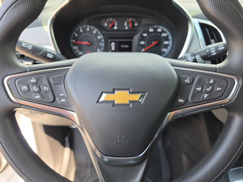 Certified 2024 Chevrolet Equinox LS FWD image 32