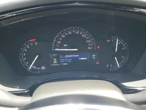 Used 2019 Cadillac XT5 FWD image 22