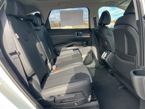 New 2026 Kia Sorento S image 14