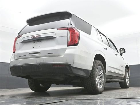 Used 2022 GMC Yukon SLT w/ SLT Premium Package image 31