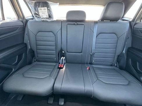 New 2026 Volkswagen Atlas Cross Sport SEL R-Line AWD/4WD image 27
