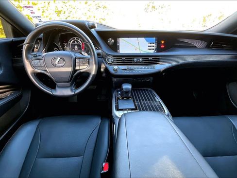 Used 2018 Lexus LS 500 image 14
