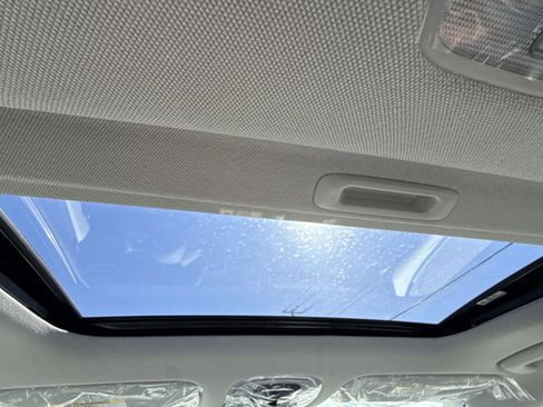 New 2026 Hyundai Elantra Limited image 24