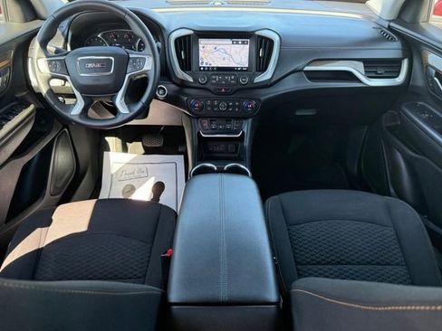 Used 2018 GMC Terrain SLE w/ Driver Convenience Package FWD image 11