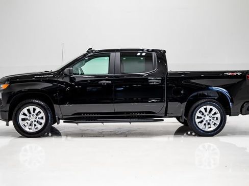 Used 2025 Chevrolet Silverado 1500 Custom w/ LPO, Dark Essentials Package AWD/4WD image 26