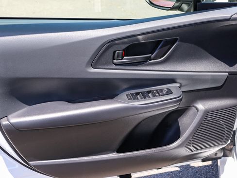 Used 2025 Toyota Prius LE FWD image 25