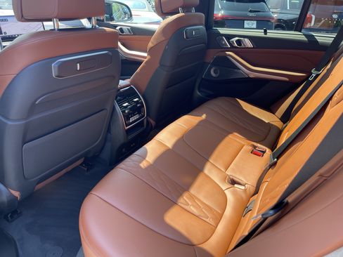 Used 2026 BMW X5 M60i AWD/4WD image 16