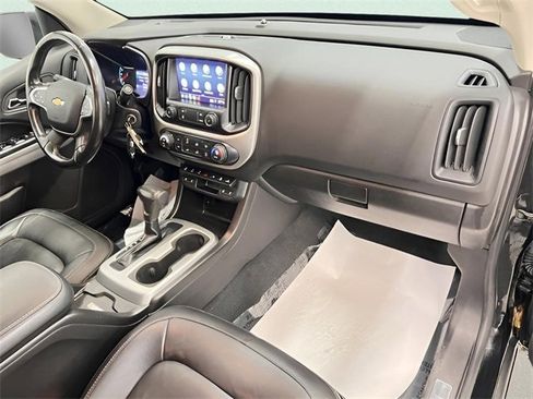 Used 2019 Chevrolet Colorado ZR2 w/ ZR2 Midnight Special Edition image 9