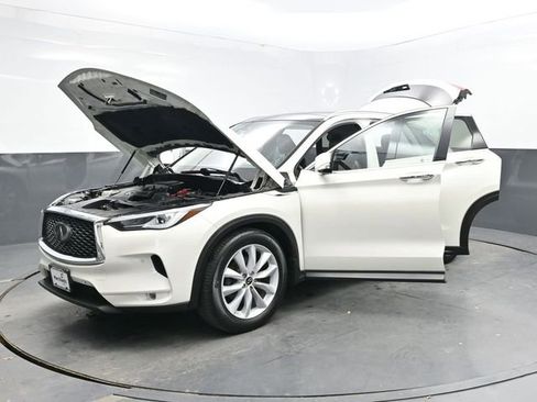 Used 2019 INFINITI QX50 Essential w/ Premium Heat Package image 41