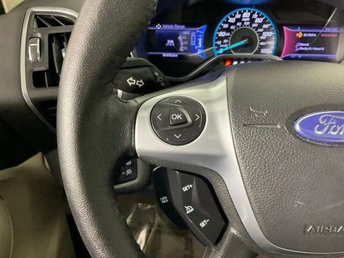 Used 2013 Ford C-MAX SEL image 24
