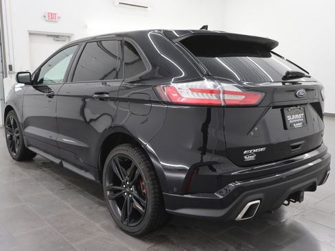 Used 2020 Ford Edge ST w/ Equipment Group 401A image 6