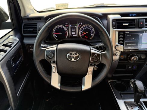 Used 2022 Toyota 4Runner TRD Sport w/ Technology Package AWD/4WD image 12