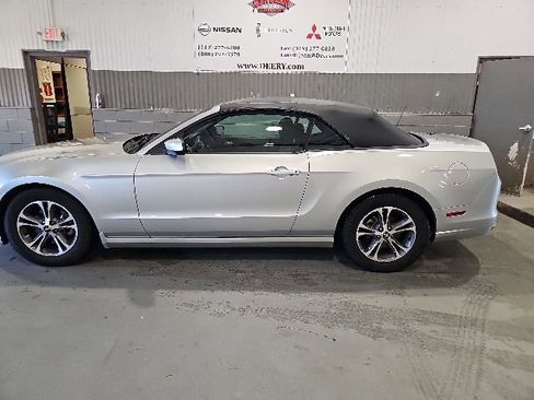 Used 2014 Ford Mustang Premium RWD image 6