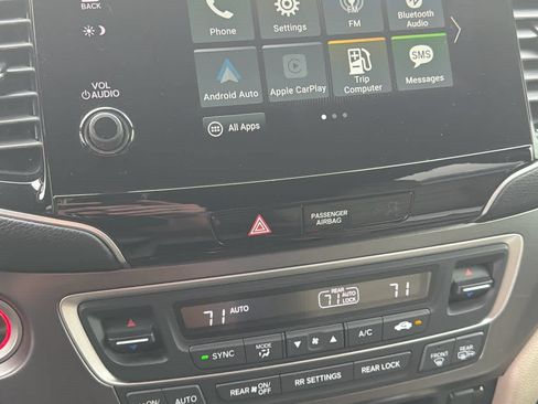 Used 2022 Honda Pilot EX-L image 9