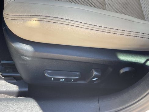 Used 2016 Lexus IS 200t w/ Navigation System Package RWD image 27