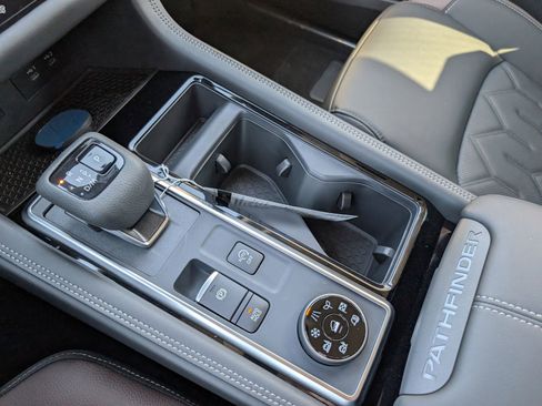 New 2026 Nissan Pathfinder Platinum AWD/4WD image 20
