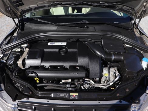 Used 2012 Volvo XC60 T6 image 38