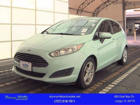 Used 2019 Ford Fiesta SE image 1