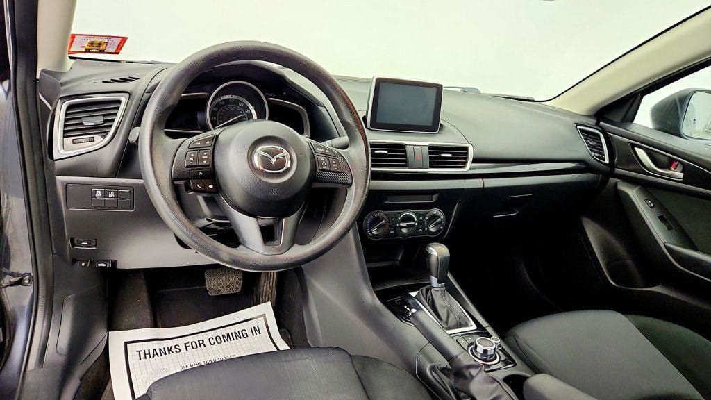 Used 2015 MAZDA MAZDA3 i Sport FWD image 11