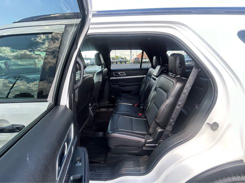 Used 2018 Ford Explorer Sport w/ Equipment Group 401A AWD/4WD image 13