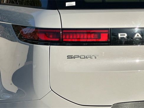 Certified 2024 Land Rover Range Rover Sport SE image 26