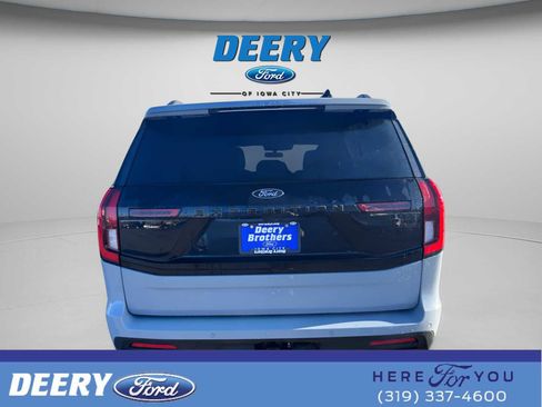 New 2026 Ford Expedition Tremor image 7