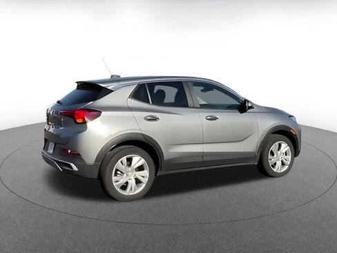 Used 2025 Buick Encore GX Preferred AWD/4WD image 10