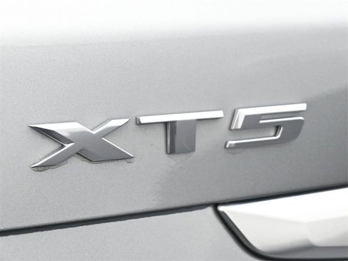 Used 2023 Cadillac XT5 Luxury image 21