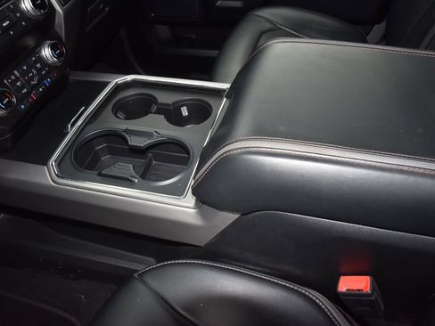 Used 2020 Ford F450 Platinum w/ FX4 Off-Road Package image 30