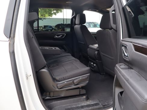 Used 2022 GMC Yukon XL SLE AWD/4WD image 29