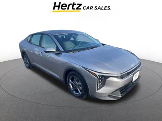 Used 2025 Kia K4 LXS video 1