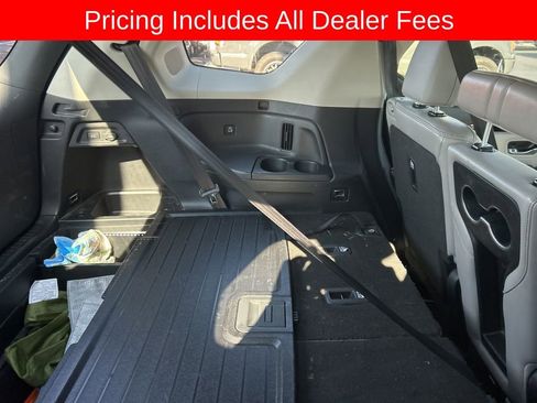 Used 2023 Honda Pilot Touring image 6
