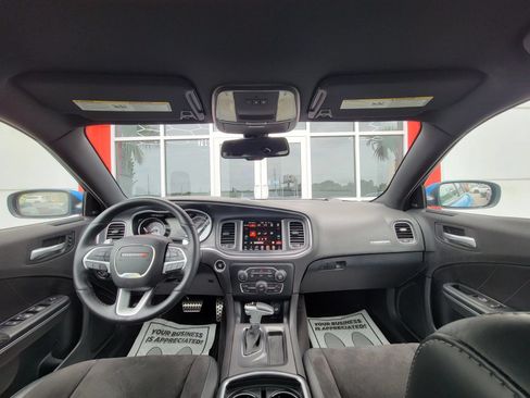 Used 2016 Dodge Charger R/T Scat Pack RWD image 9