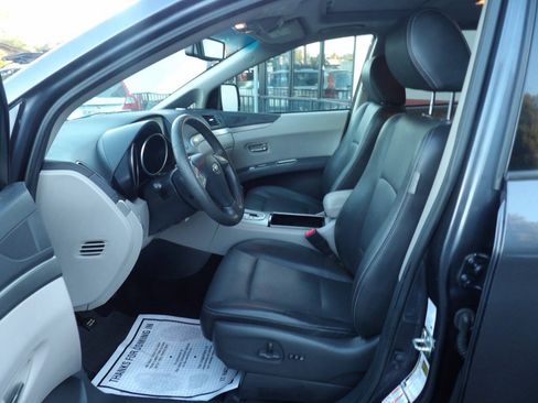 Used 2011 Subaru Tribeca Limited w/ PWR Moonroof Pkg AWD/4WD image 9