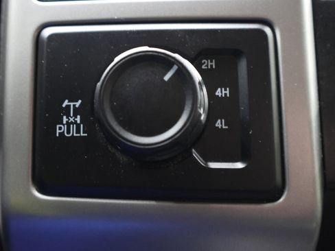 Used 2018 Ford F250 Lariat w/ Chrome Package image 42