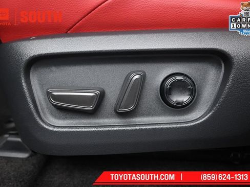 Used 2025 Toyota 4Runner TRD Pro AWD/4WD image 30