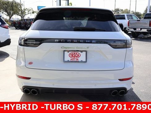 Used 2023 Porsche Cayenne Turbo S image 6