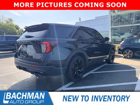 Used 2022 Ford Explorer ST w/ Equipment Group 401A AWD/4WD image 5