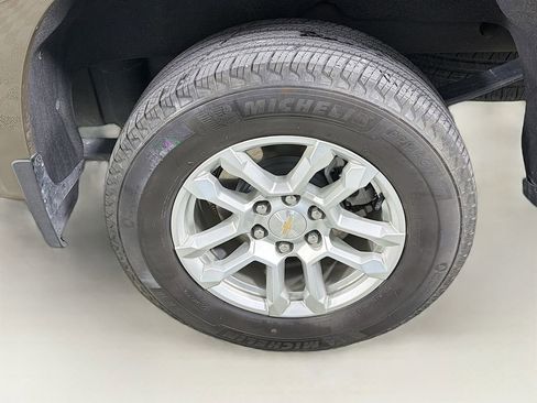 Used 2024 Chevrolet Silverado 1500 LT w/ Convenience Package II image 32